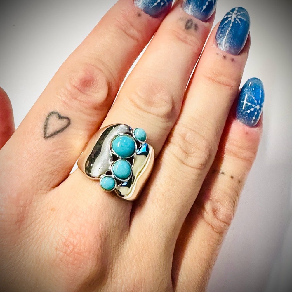 Silver Turquoise Ring - Picture 6 of 8